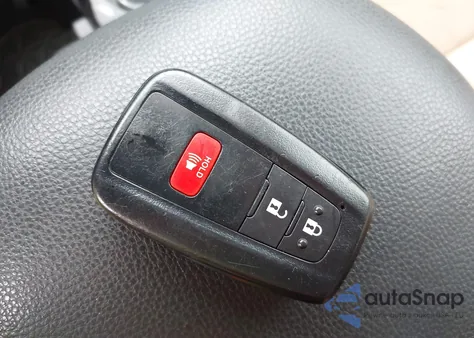 2022 Toyota Rav4 Xle from USA, damaged, VIN 4T3RWRFV4NU080211